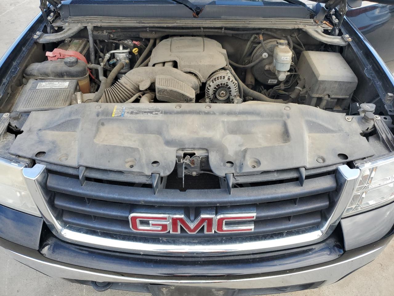 2008 GMC Sierra C1500 VIN: 3GTEC13C58G111207 Lot: 93296955