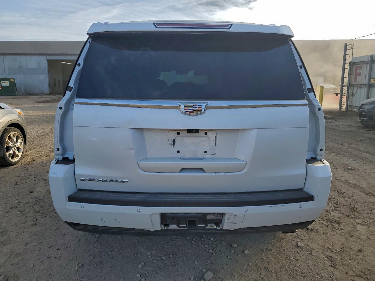 2017 Cadillac Escalade Luxury VIN: 1GYS4BKJ7HR347597 Lot: 93640345