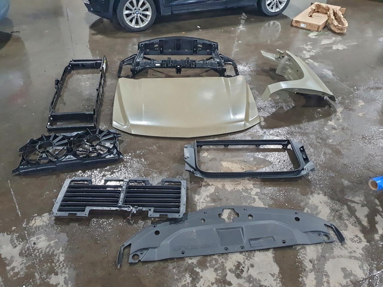 2018 Chevrolet Suburban K1500 Lt VIN: 1GNSKHKC6JR360032 Lot: 93244455