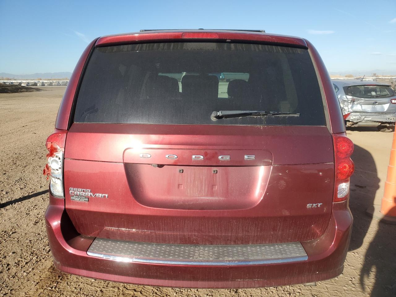 2020 Dodge Grand Caravan Sxt VIN: 2C4RDGCG5LR174119 Lot: 90943125