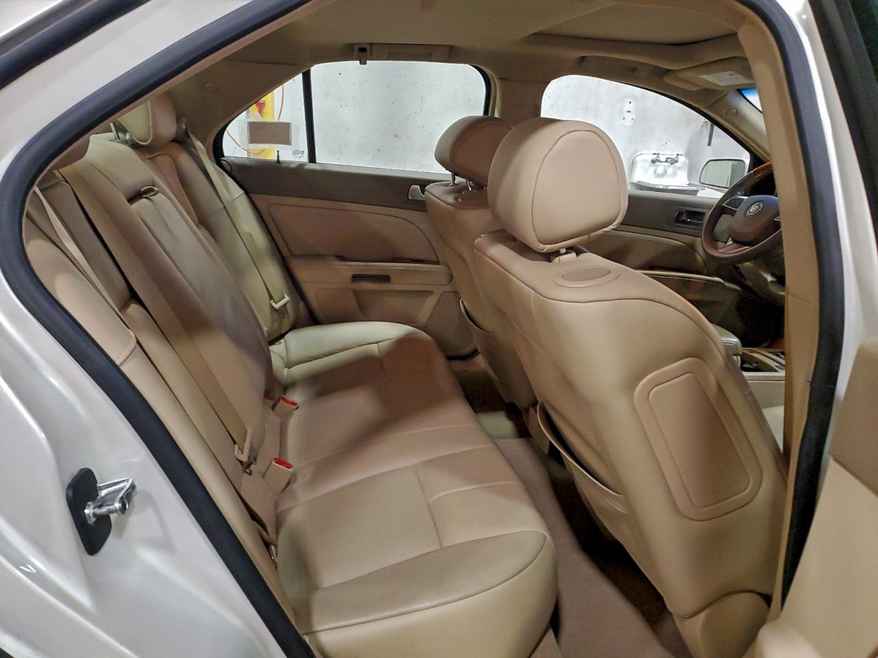 2010 Cadillac Sts VIN: 1G6DU6EV0A0146318 Lot: 93423415