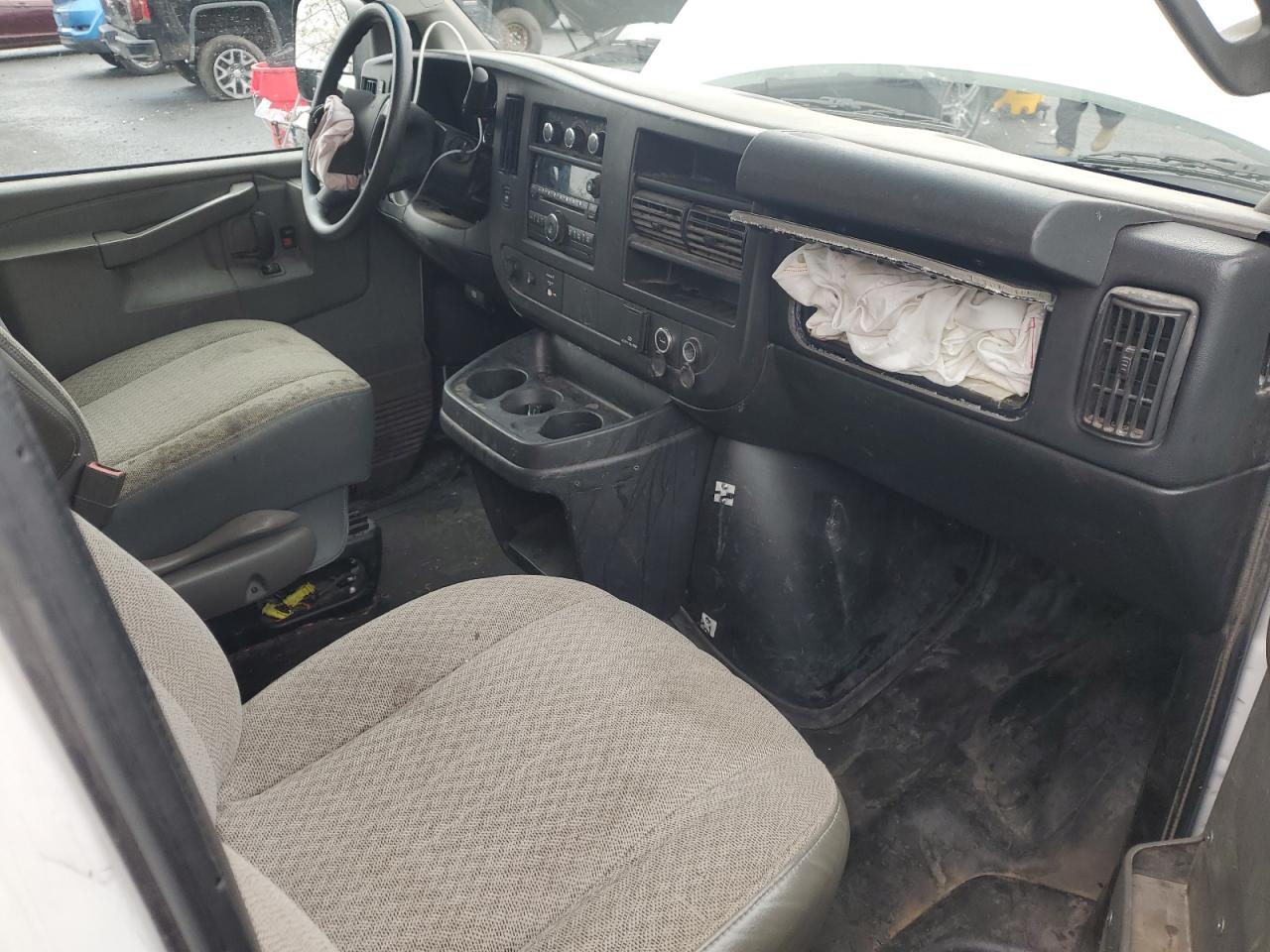 2016 Chevrolet Express G2500 Delivery Van VIN: 1GCWGAFF5G1248496 Lot: 93454905