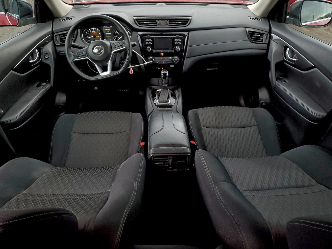 2017 Nissan Rogue Sv VIN: 5N1AT2MV6HC821655 Lot: 94895305