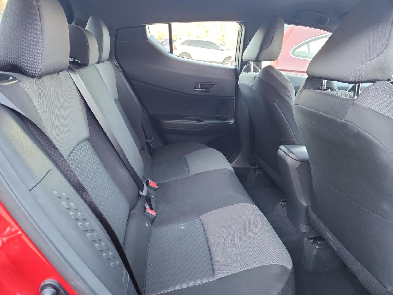 2021 Toyota C-Hr Xle VIN: JTNKHMBX1M1123157 Lot: 92433855