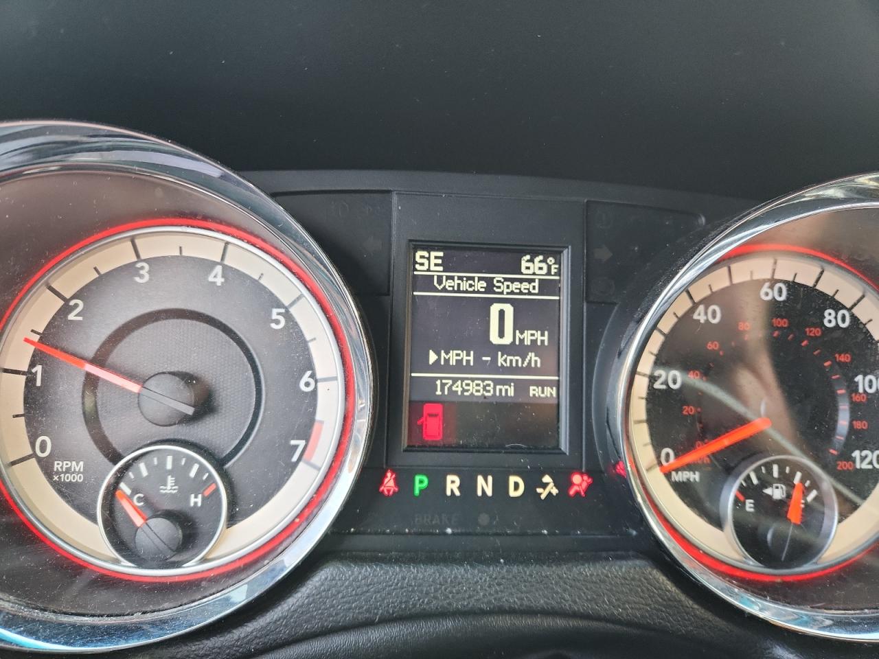 2014 Dodge Grand Caravan R/T VIN: 2C4RDGEGXER472827 Lot: 91266845