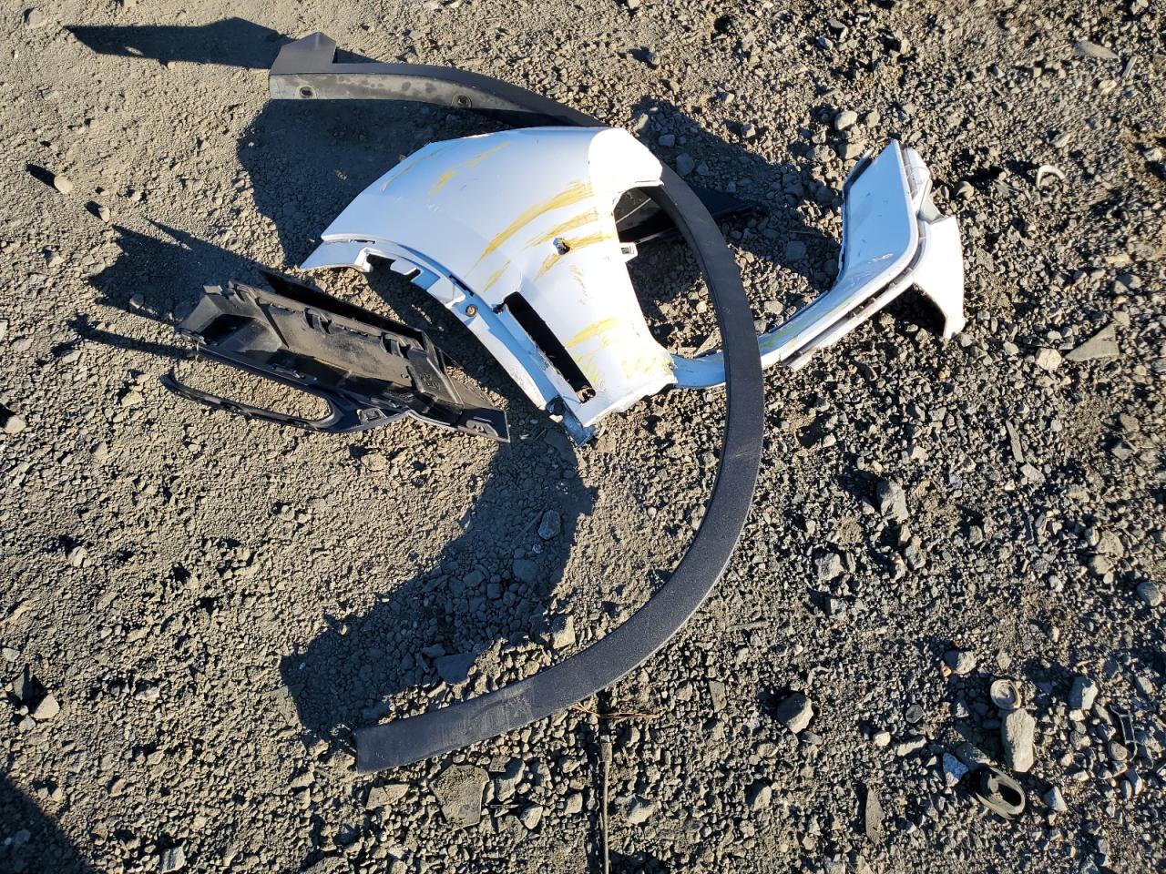 Фото: 5UXTR9C5XKLE12573