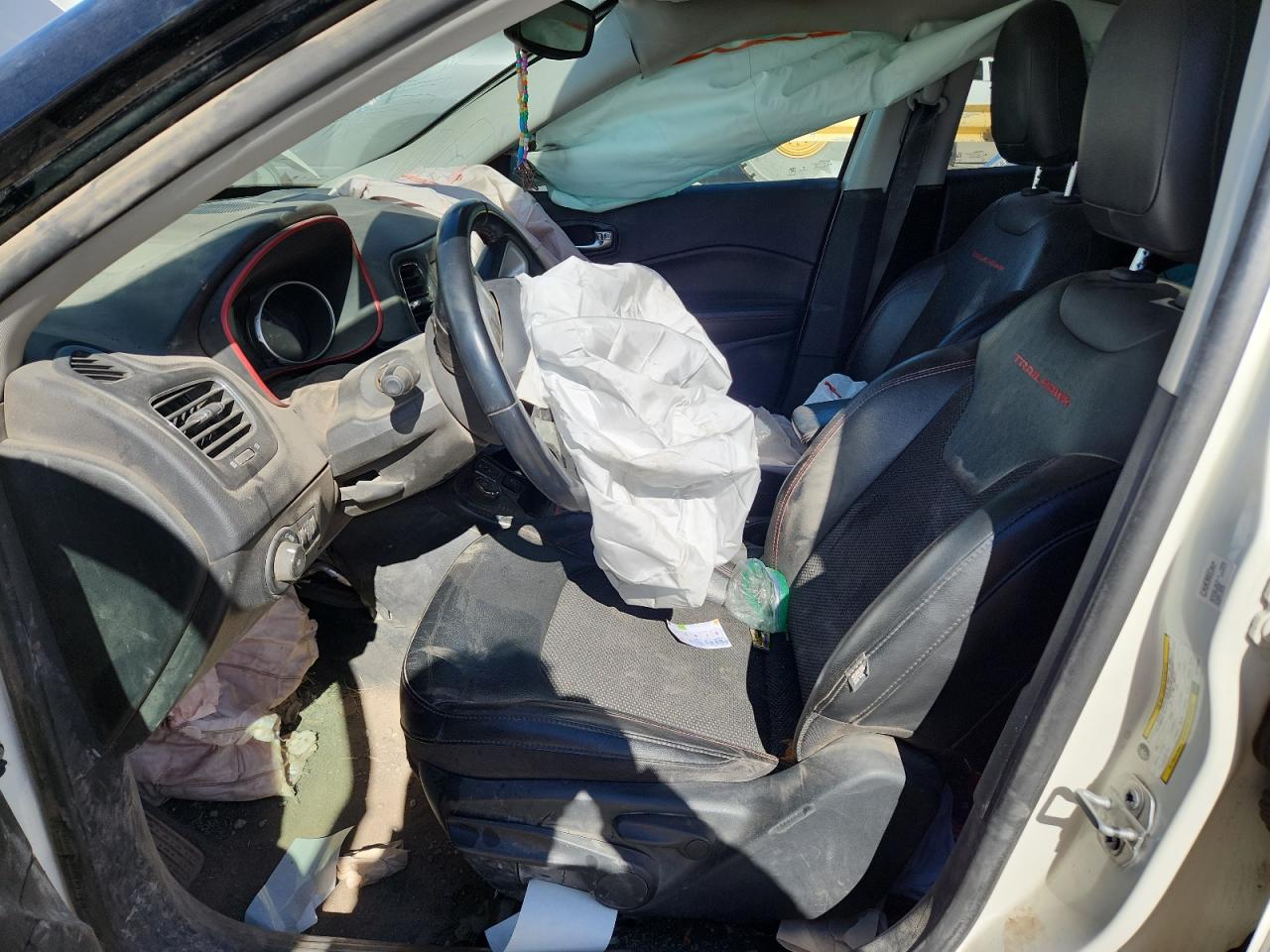 2020 Jeep Compass Trailhawk VIN: 3C4NJDDB5LT118591 Lot: 90345145