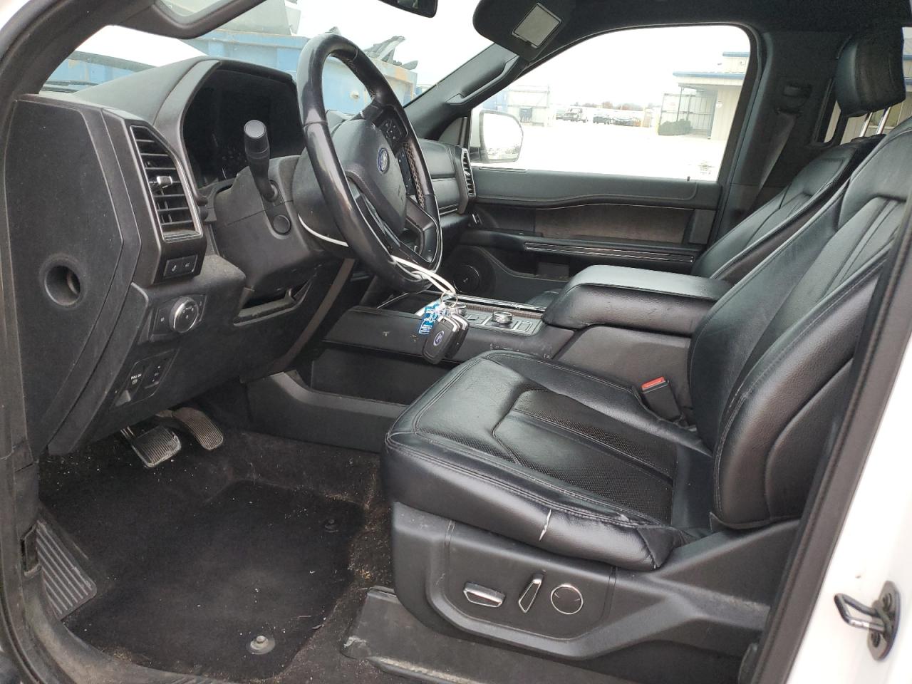 2019 Ford Expedition Max Limited VIN: 1FMJK2AT1KEA15580 Lot: 92590855