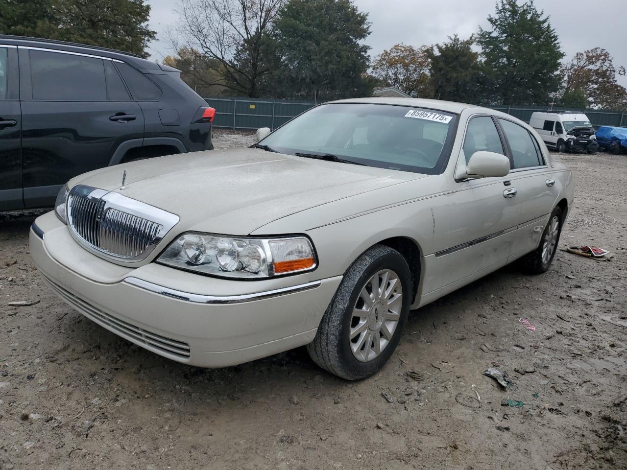 2007 Lincoln Town Car Signature