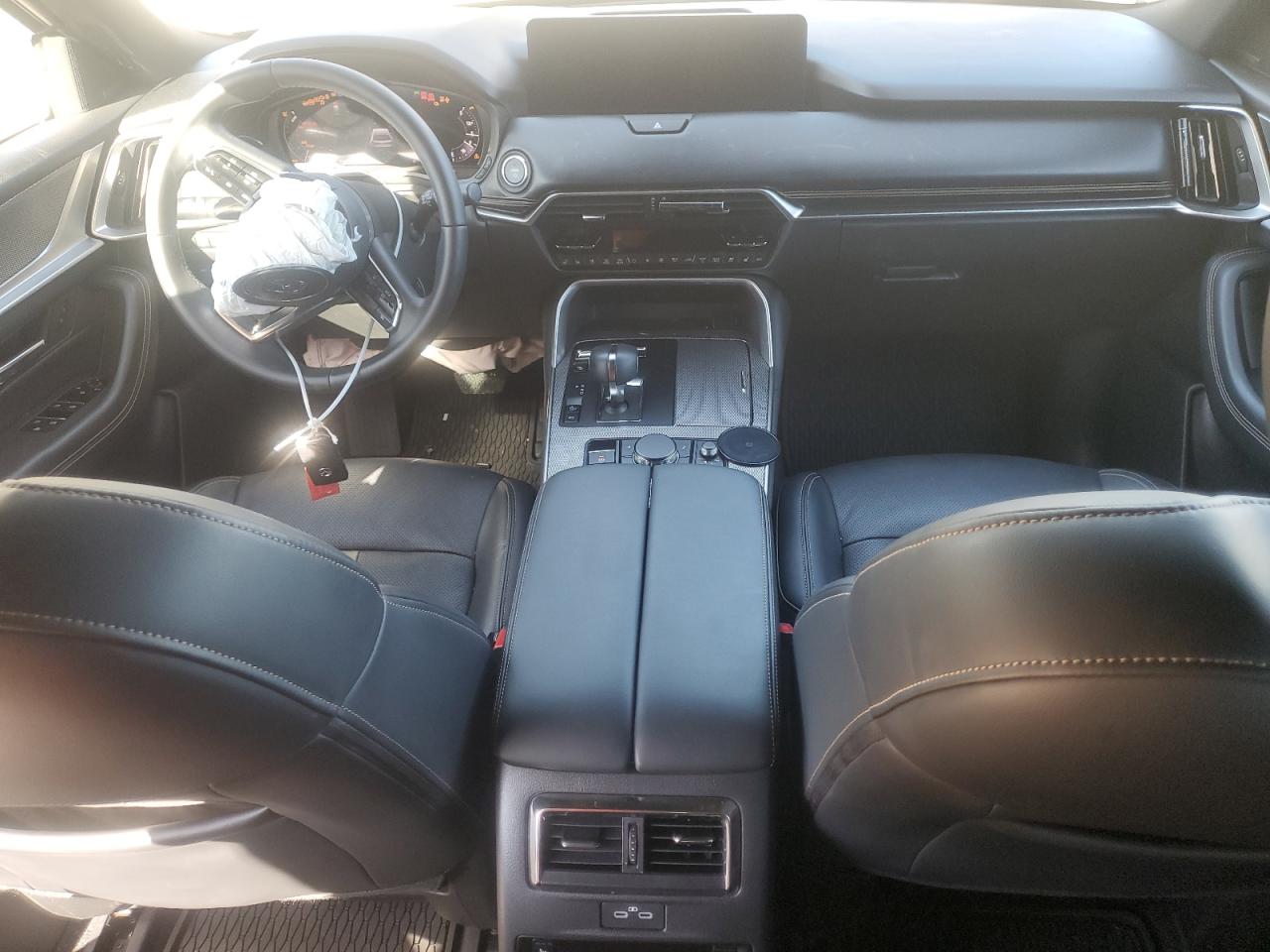 2024 Mazda Cx-90 Premium Plus VIN: JM3KKEHA8R1180677 Lot: 92318995