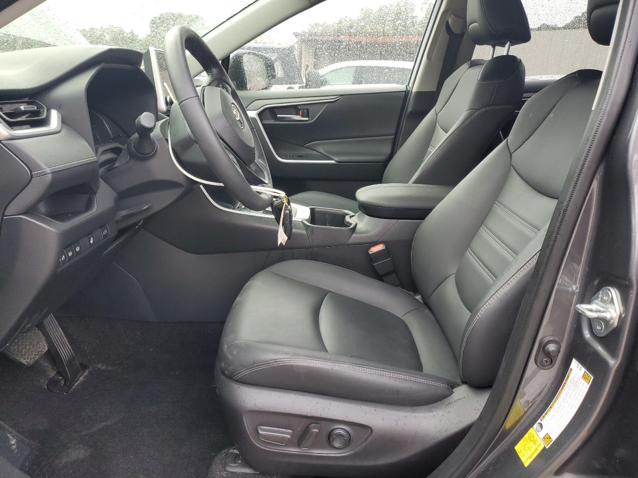 2023 Toyota Rav4 Xle Premium VIN: JTMB6RFV1PD087330 Lot: 89719985