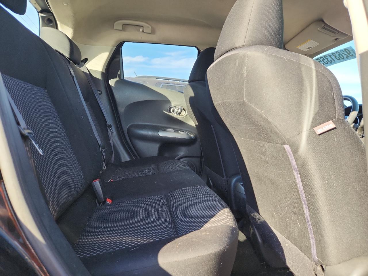 2015 Nissan Juke S VIN: JN8AF5MR5FT512020 Lot: 92631355