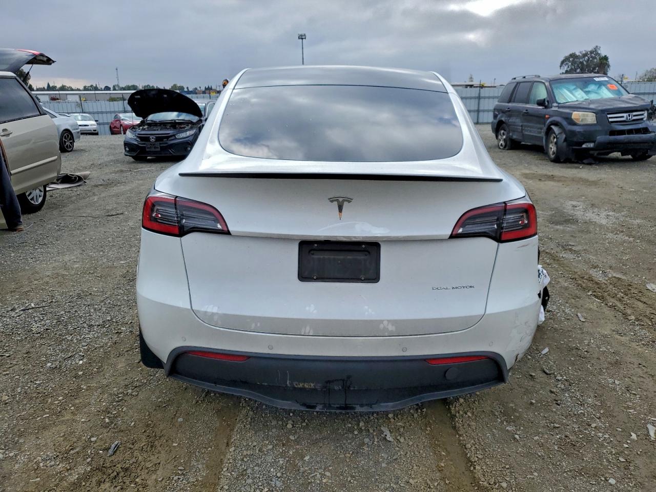 2021 Tesla Model Y VIN: 5YJYGDEE2MF100294 Lot: 94195015
