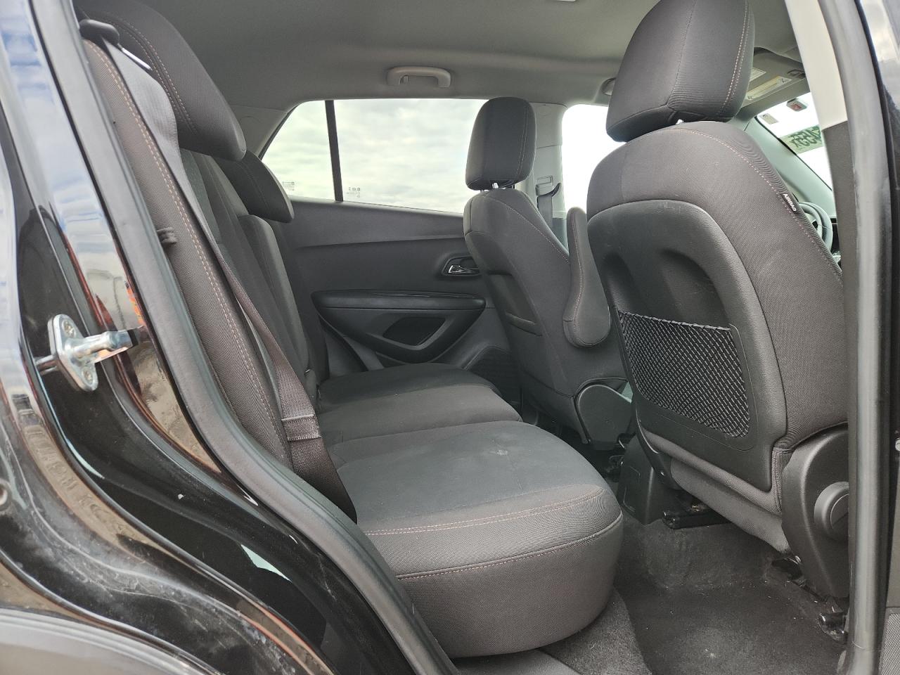 2020 Chevrolet Trax Ls VIN: KL7CJNSB1LB038302 Lot: 92665455