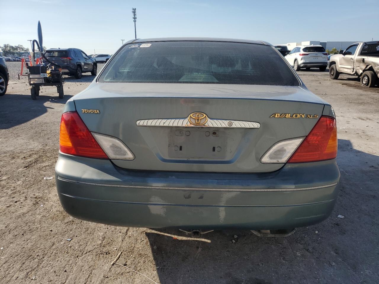 2000 Toyota Avalon Xl VIN: 4T1BF28B1YU075959 Lot: 93463125