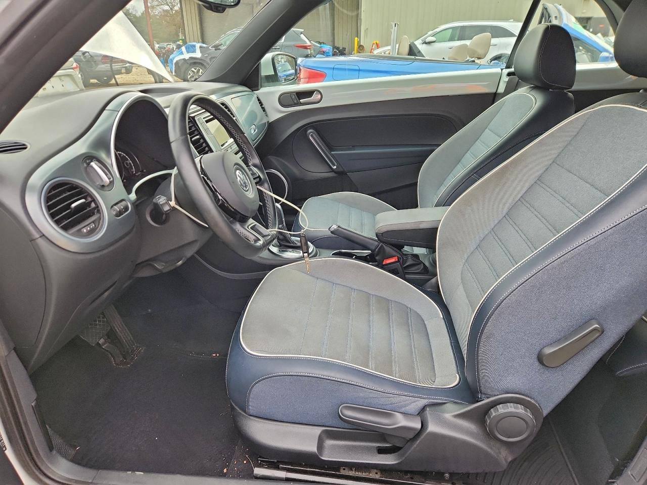 2016 Volkswagen Beetle S/Se VIN: 3VW517AT1GM812495 Lot: 94020665