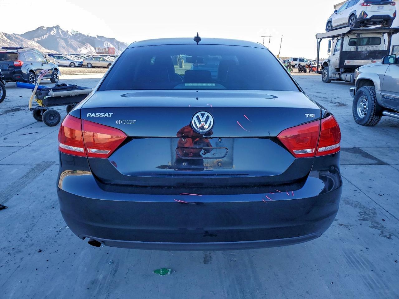 2015 Volkswagen Passat S VIN: 1VWAT7A31FC092897 Lot: 94449985