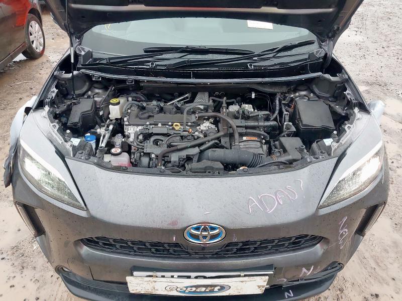 2024 TOYOTA YARIS CROSS 1.5 HYBRID DESIGN 5DR CVT