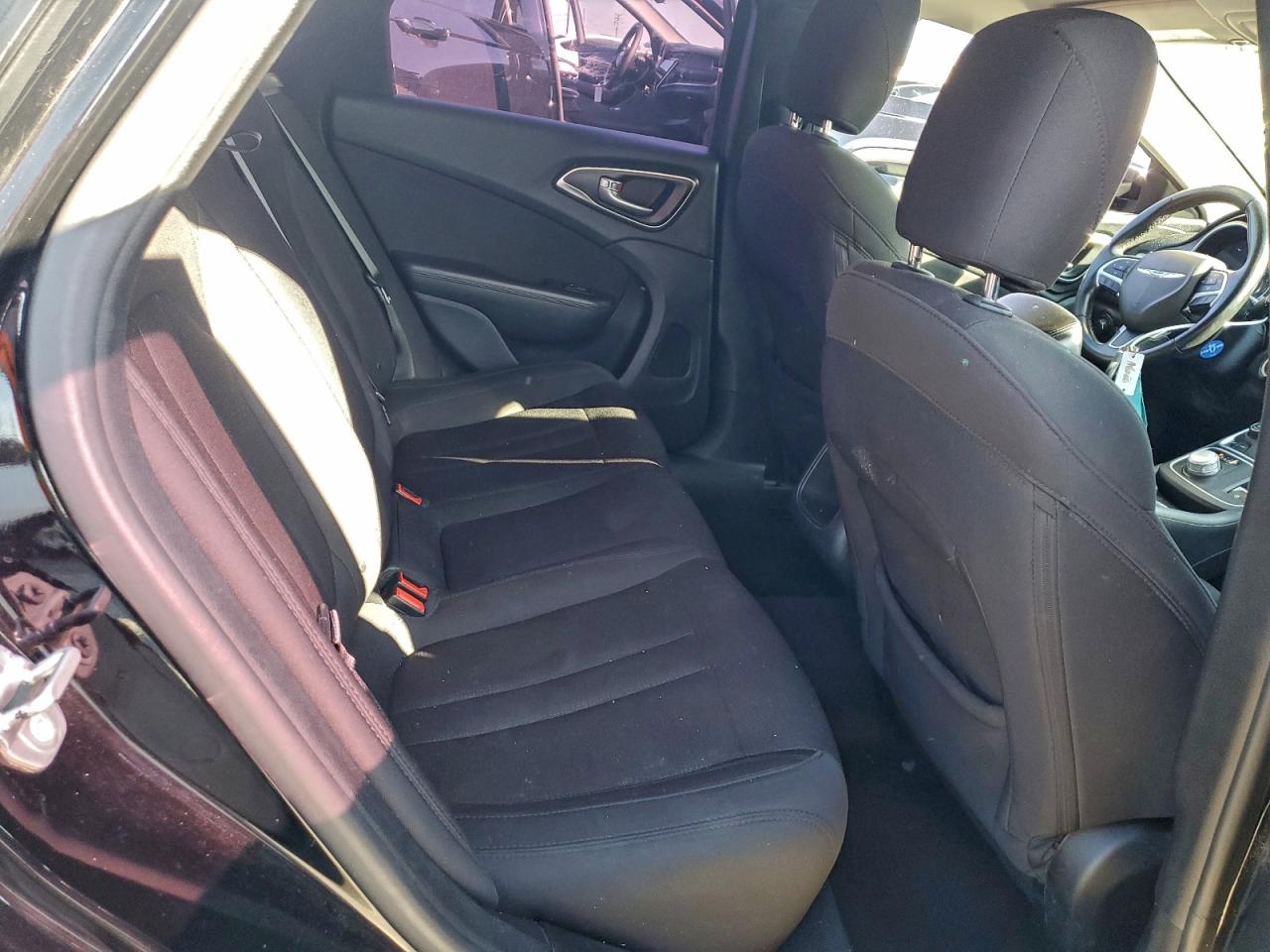 2015 Chrysler 200 Limited VIN: 1C3CCCAB7FN705142 Lot: 93686085