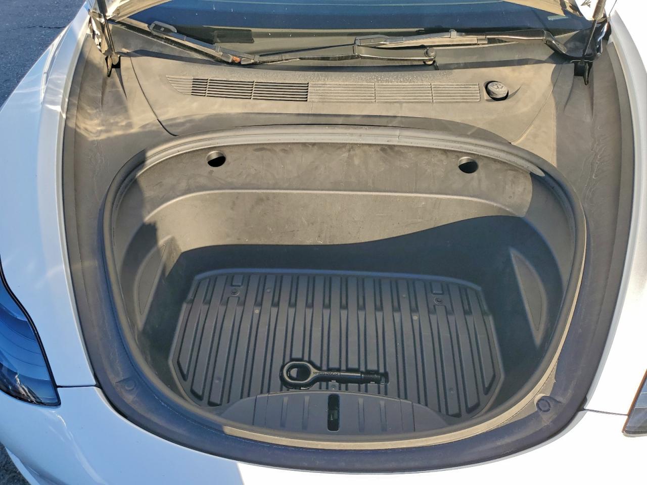 2023 Tesla Model 3 VIN: 5YJ3E1EC2PF576577 Lot: 92102425