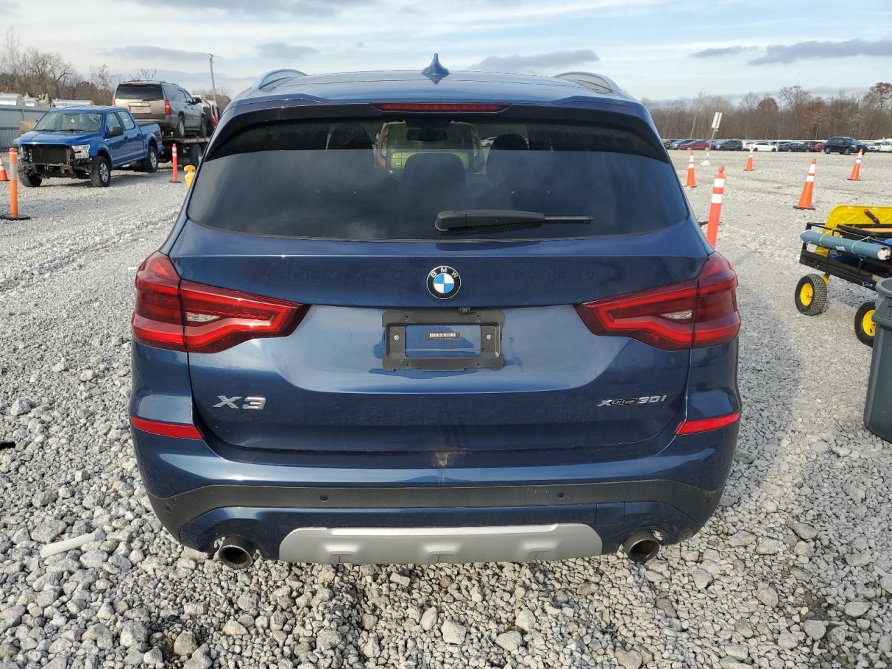 Фото: 5UXTY5C09M9F98798