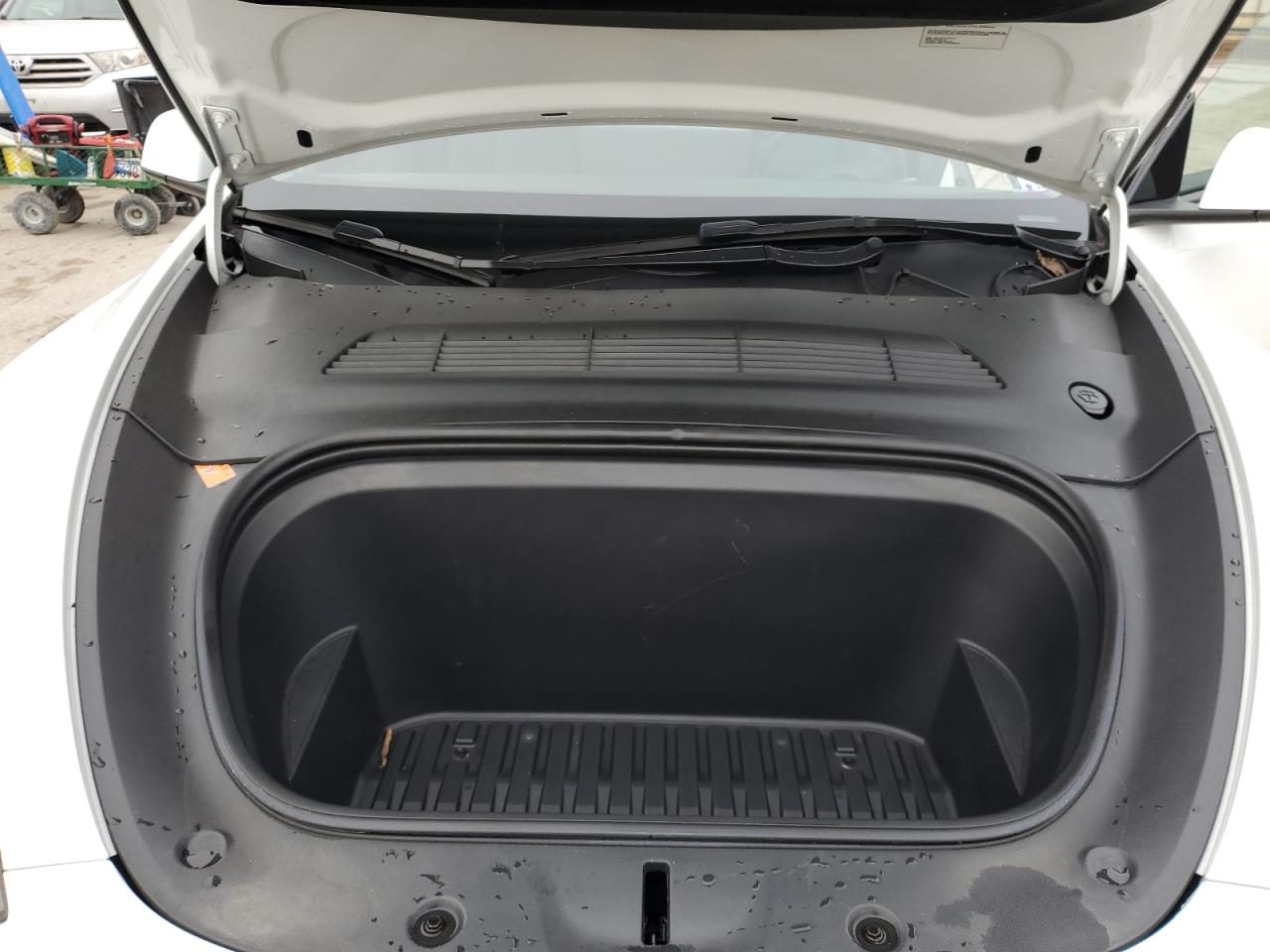 2022 Tesla Model Y VIN: 7SAYGDEE2NA011973 Lot: 93221215