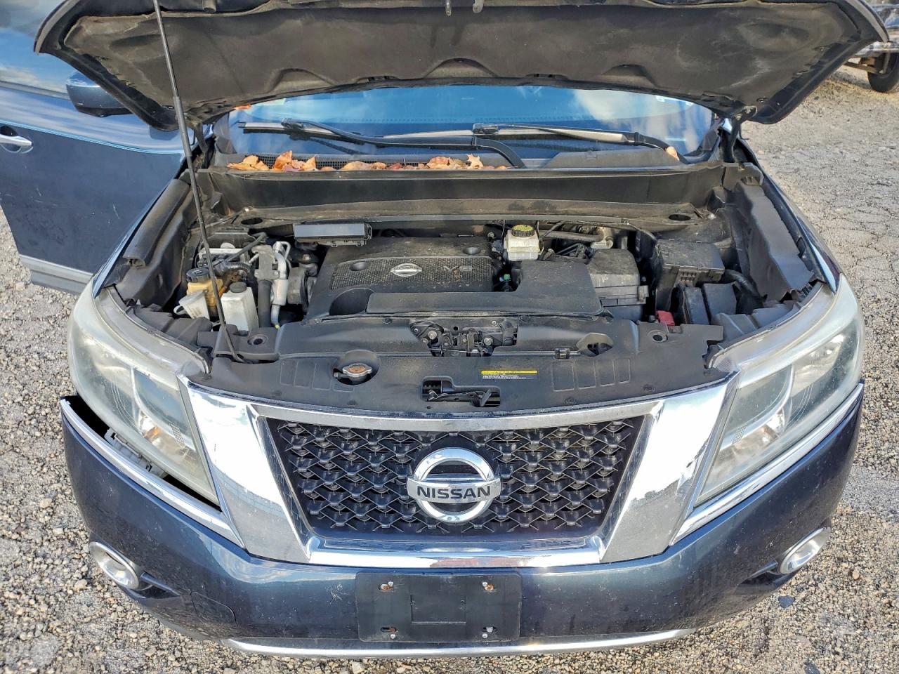 2015 Nissan Pathfinder S VIN: 5N1AR2MM2FC672731 Lot: 93754235