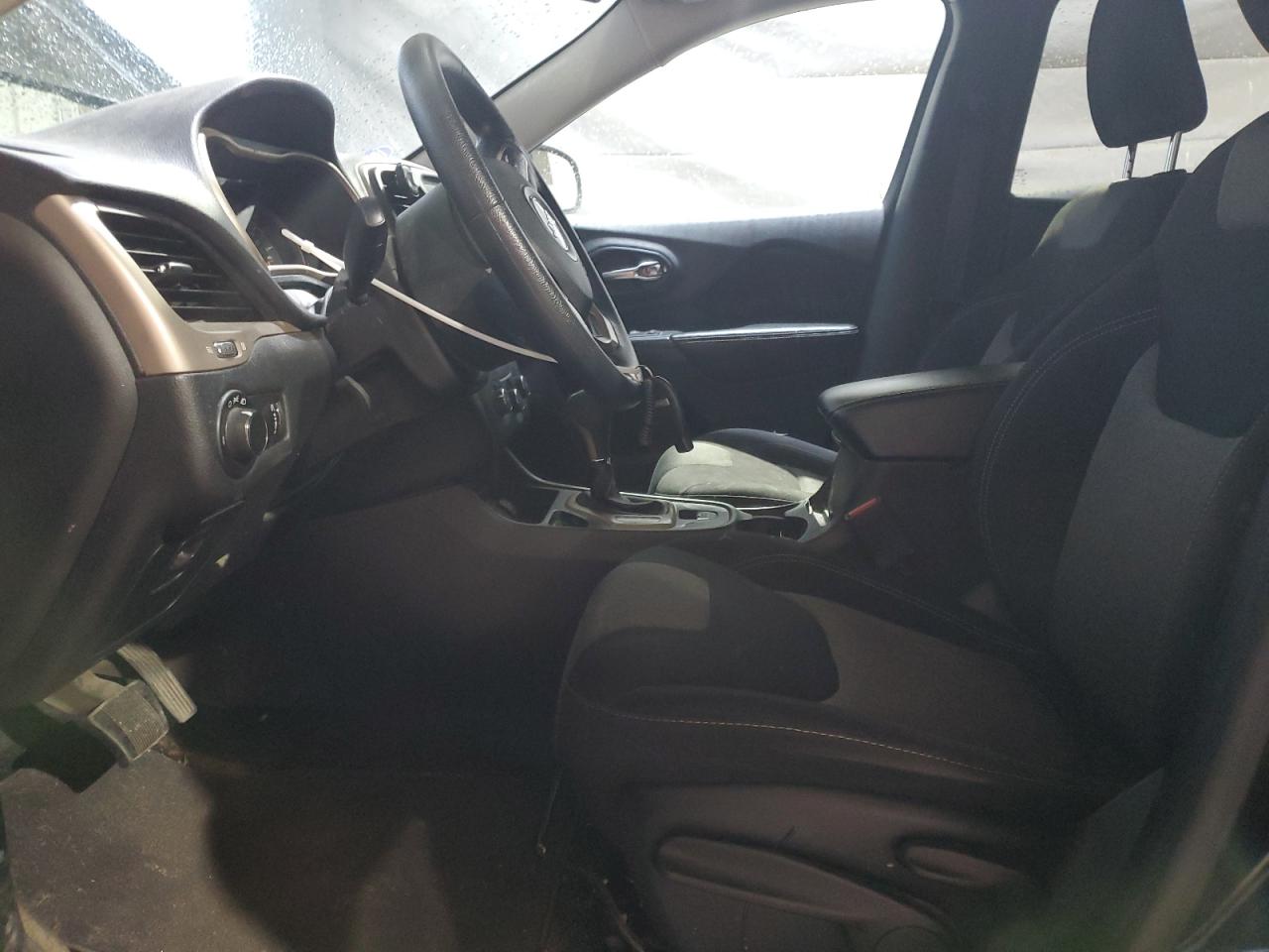 2017 Jeep Cherokee Sport VIN: 1C4PJLABXHW560355 Lot: 91254105