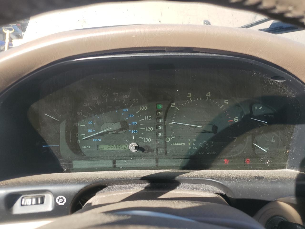 1998 Lexus Lx 470 VIN: JT6HT00WXW0009402 Lot: 92417405