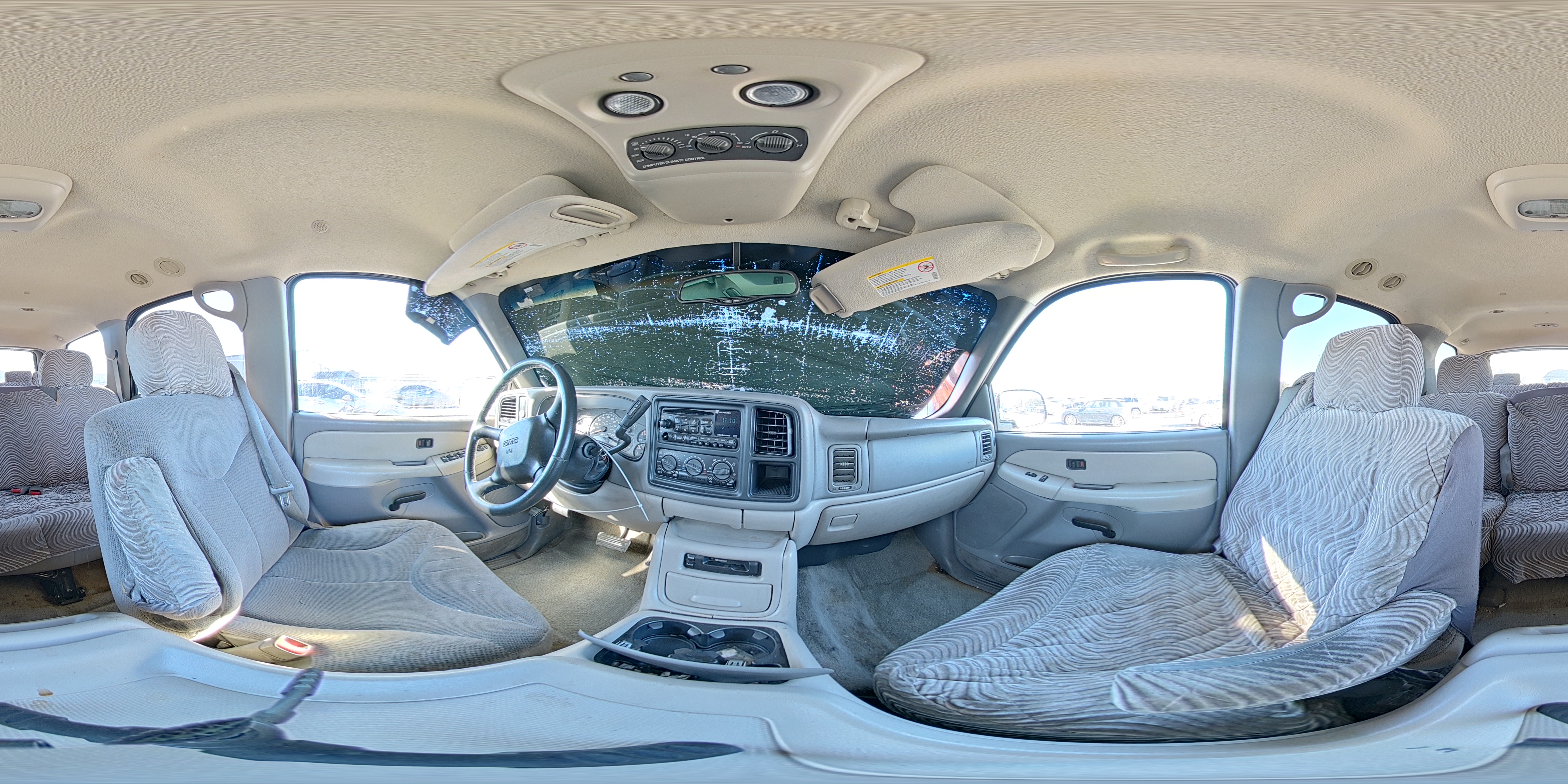 2002 GMC Yukon VIN: 1GKEC13V62R264918 Lot: 94303595