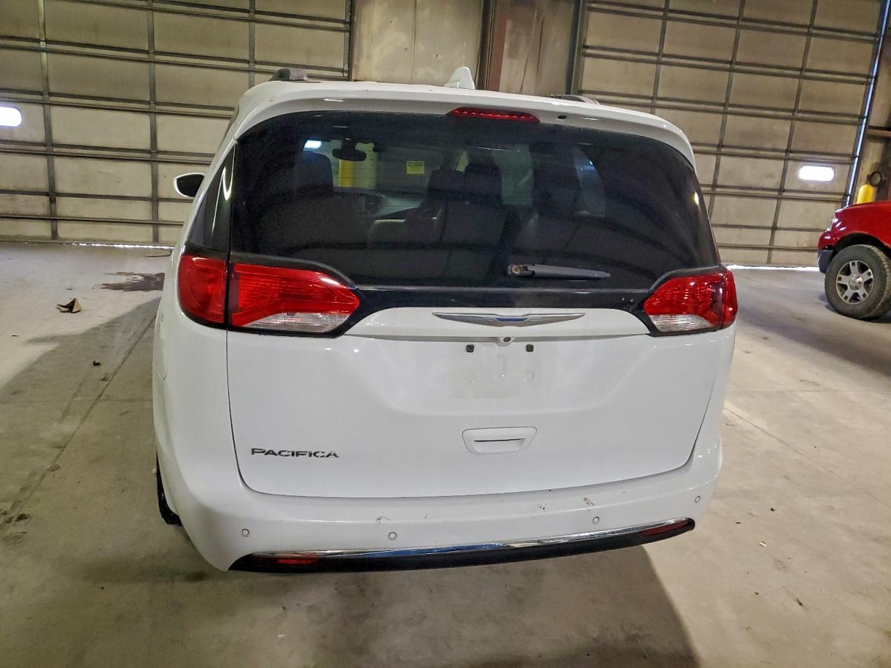 2017 Chrysler Pacifica Touring L VIN: 2C4RC1BG6HR642688 Lot: 94550295