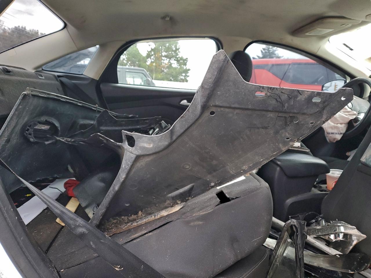 2014 Ford Focus Se VIN: 1FADP3F23EL462278 Lot: 94690205