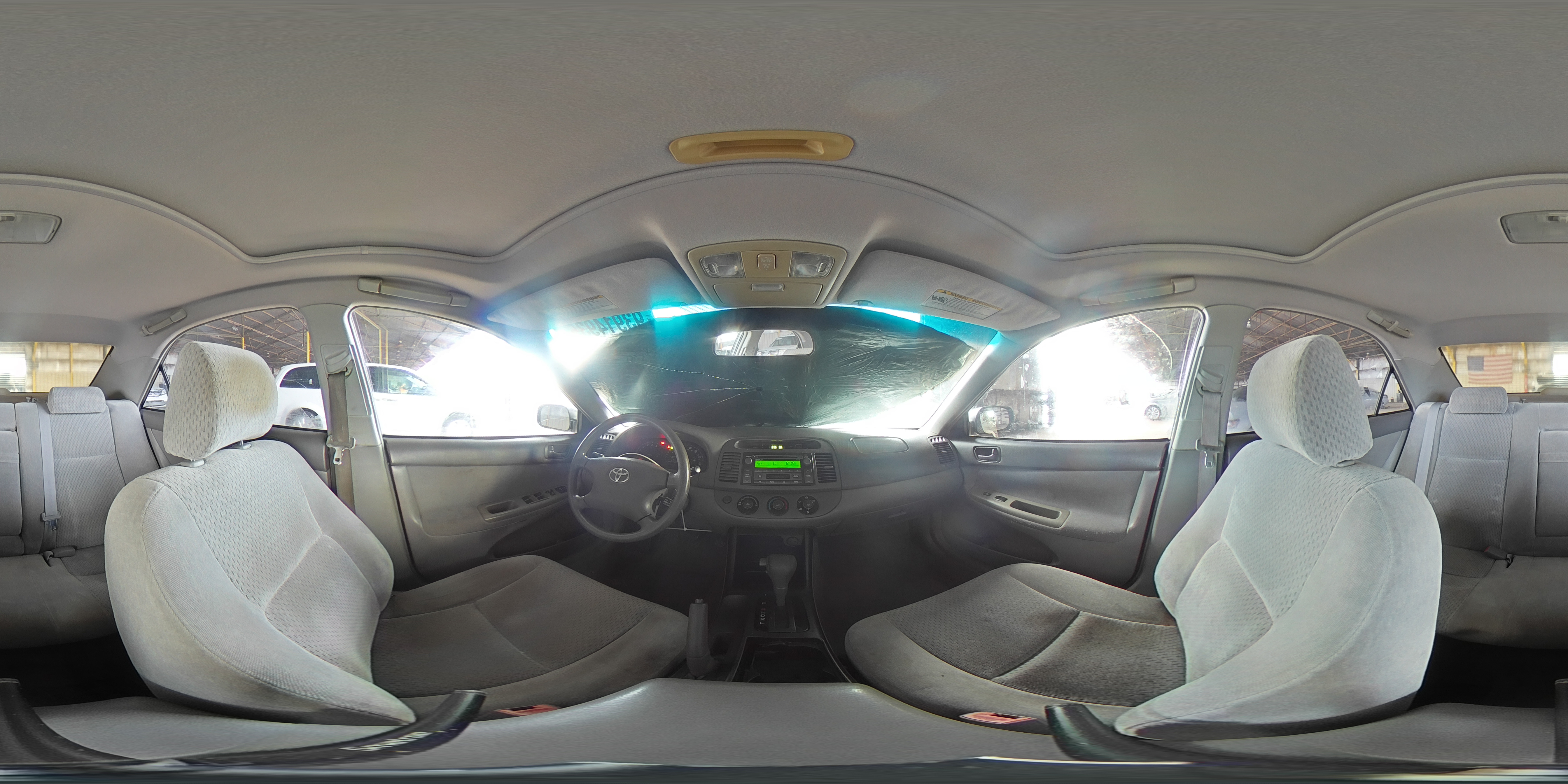 2004 Toyota Camry Le VIN: 4T1BE32K94U868311 Lot: 93914935