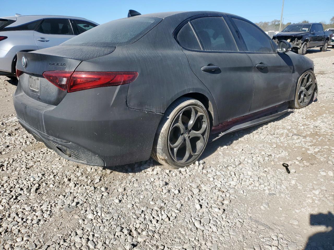 2019 Alfa Romeo Giulia Ti black null gas ZARFAMBN2K7601269 photo #4