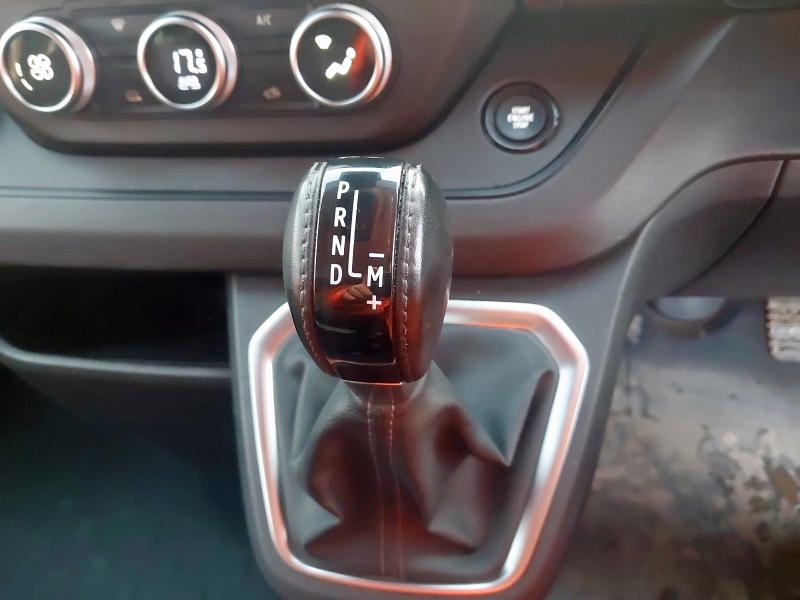 2023 RENAULT TRAFIC SL30 BLUE DCI 170 EXTRA SPORT VAN EDC