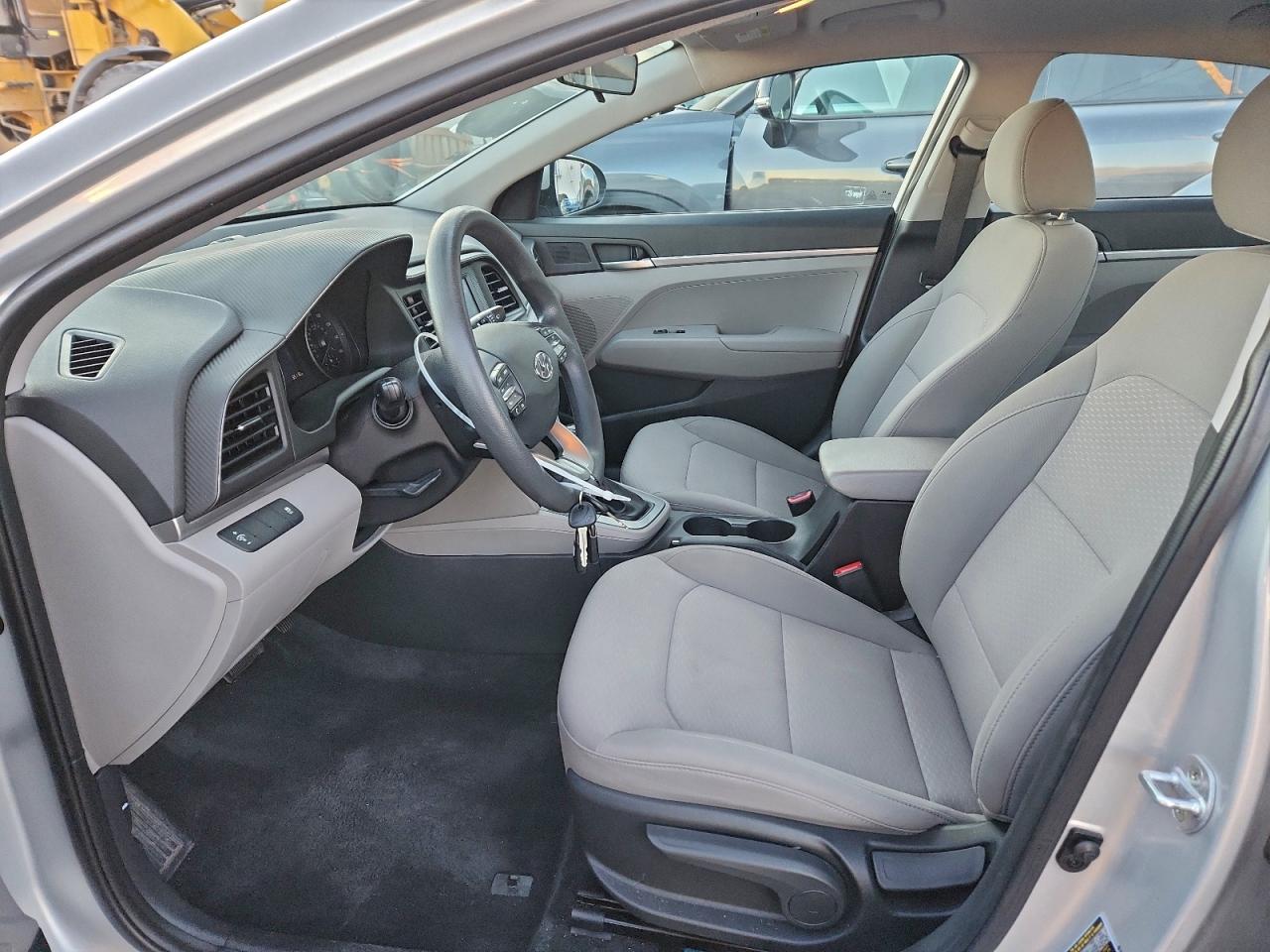 2019 Hyundai Elantra Se VIN: 5NPD74LF0KH472614 Lot: 94391305