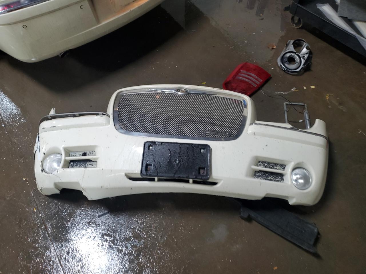 2005 Chrysler 300C VIN: 2C3AA63HX5H615670 Lot: 92489105