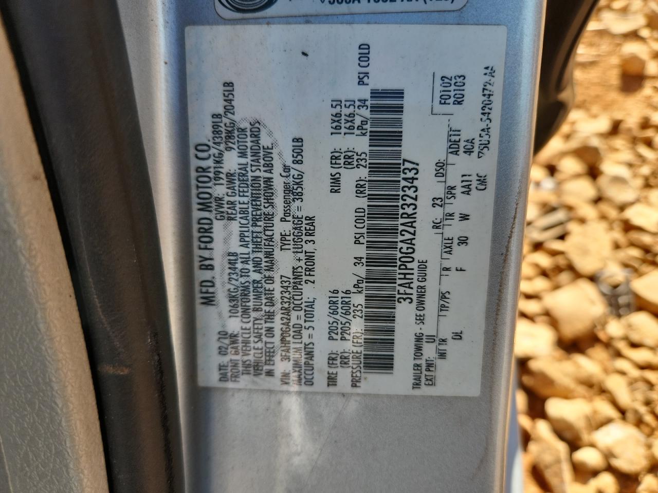 2010 Ford Fusion S VIN: 3FAHP0GA2AR323437 Lot: 92490985