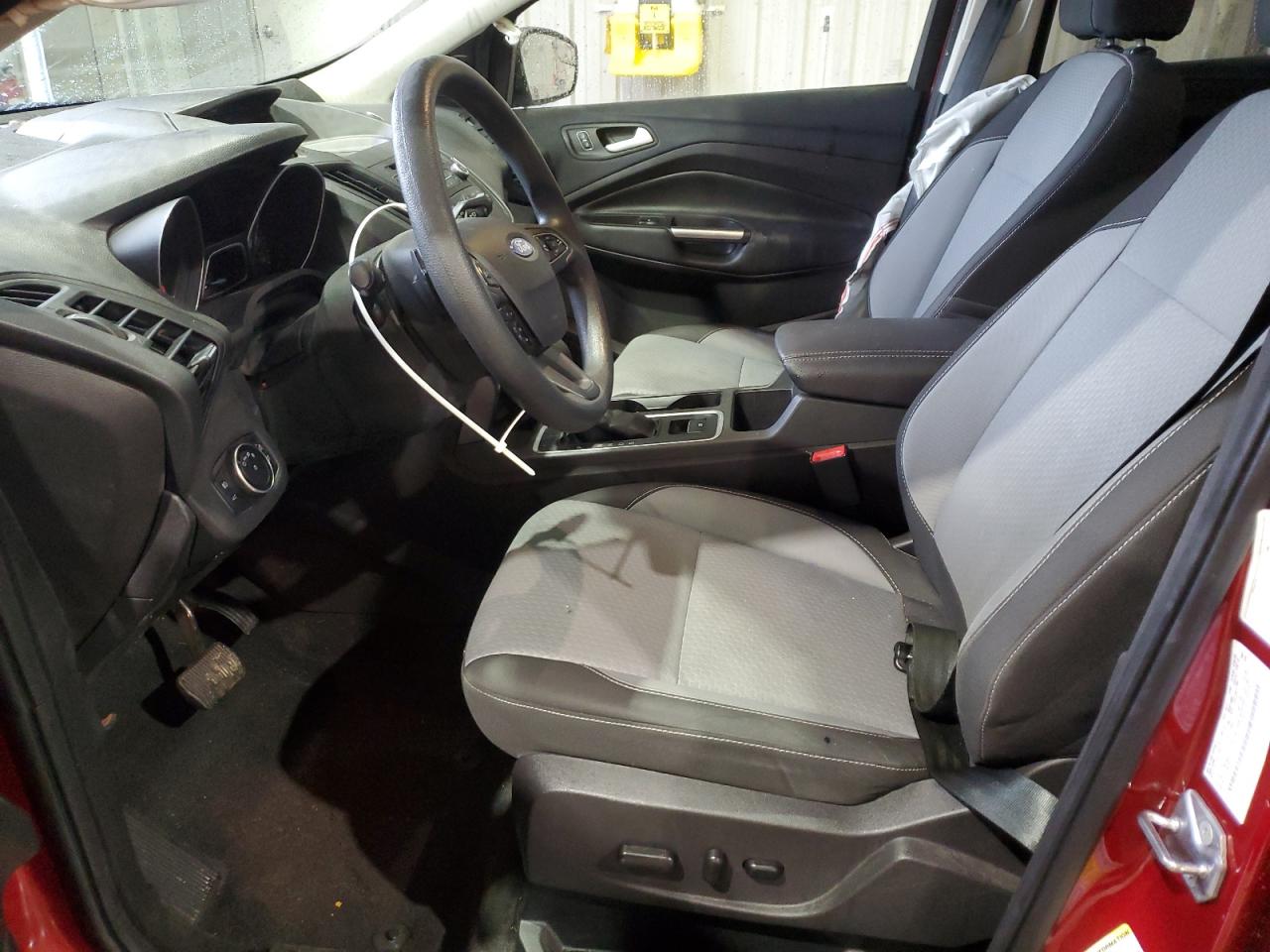 2017 Ford Escape Se VIN: 1FMCU0G98HUC99081 Lot: 92204295