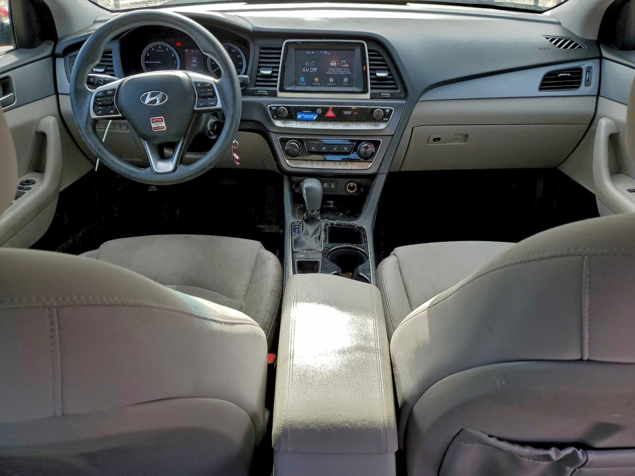 2019 Hyundai Sonata Se VIN: 5NPE24AF3KH817964 Lot: 92785445