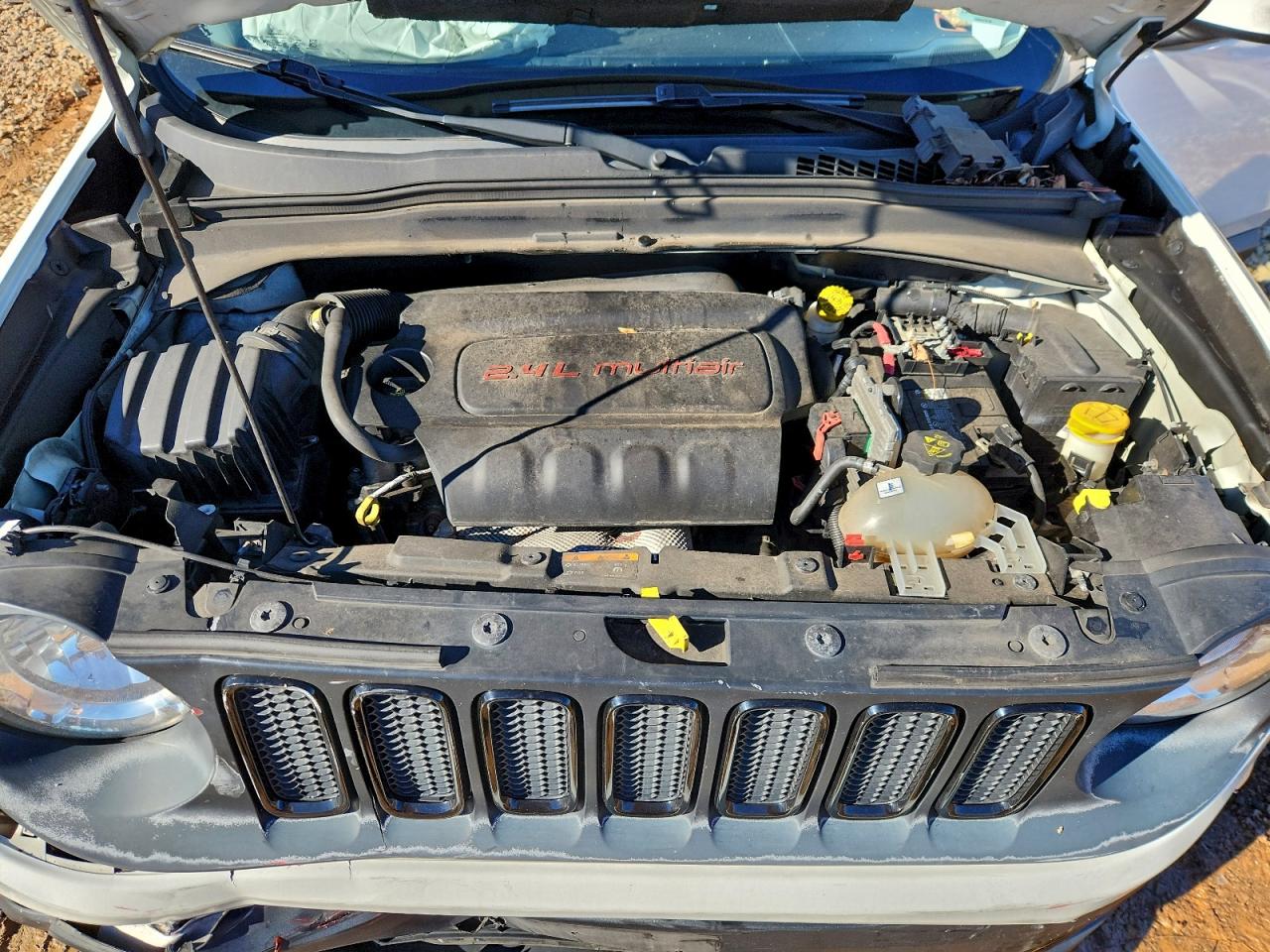 2017 Jeep Renegade Latitude VIN: ZACCJBBB4HPG47656 Lot: 94280025