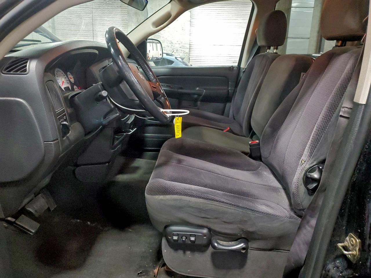 2005 Dodge Ram 1500 St VIN: 1D7HU18D55S174300 Lot: 93754035