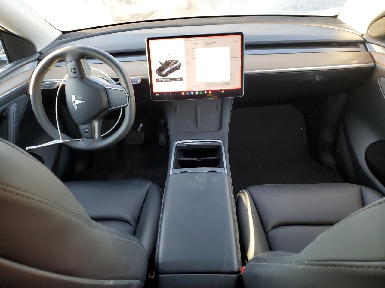 2024 Tesla Model Y VIN: 7SAYGAEE0RF038421 Lot: 80219915