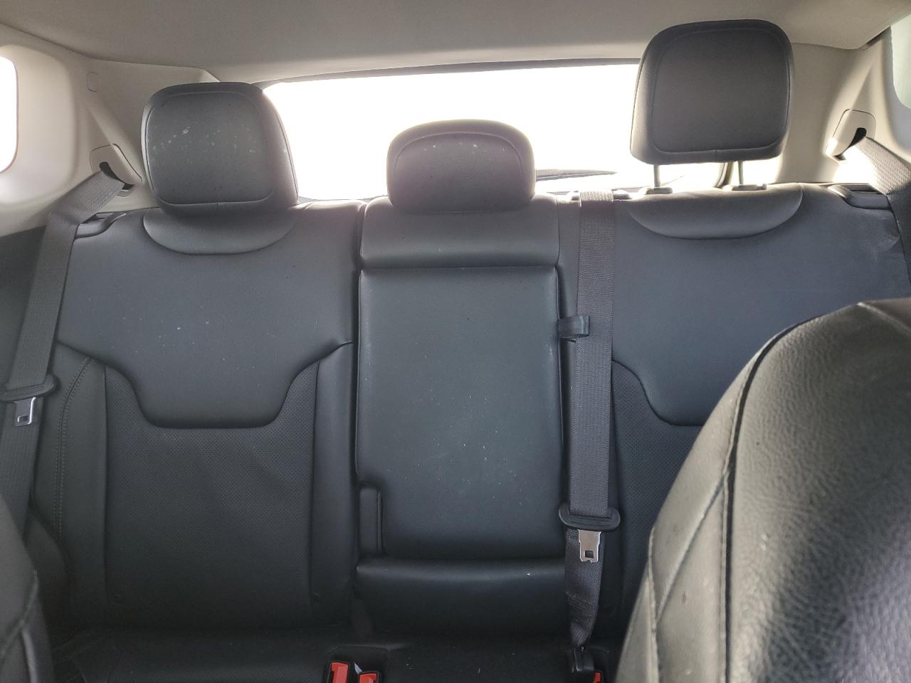 2022 Jeep Compass Latitude Lux VIN: 3C4NJDFB2NT151757 Lot: 92068975