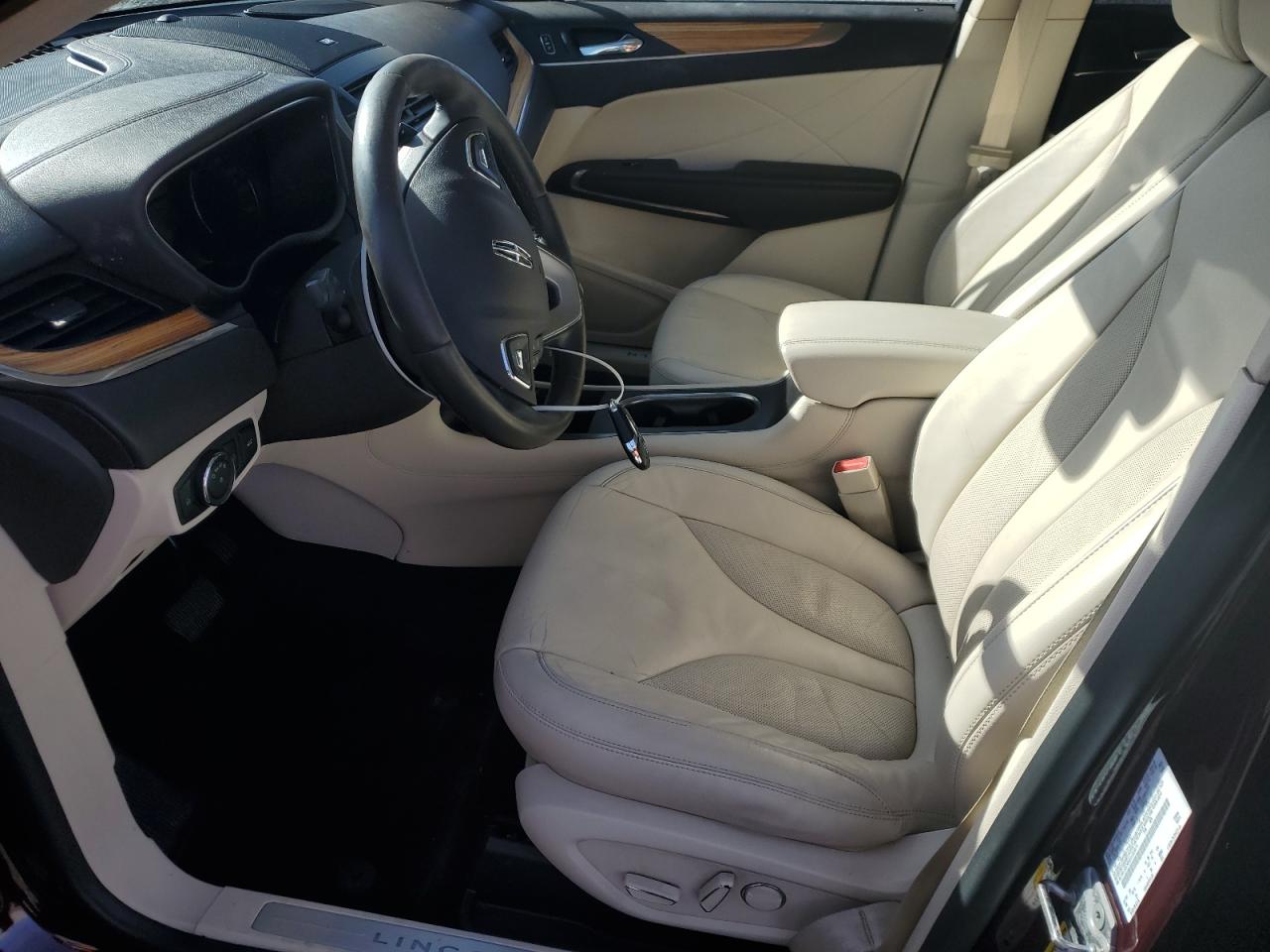 2016 Lincoln Mkc Select VIN: 5LMCJ2C98GUJ23671 Lot: 92660735