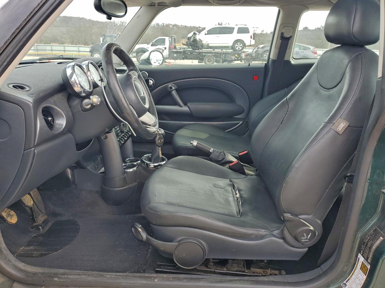 2005 Mini Cooper VIN: WMWRC33425TC58749 Lot: 94270915