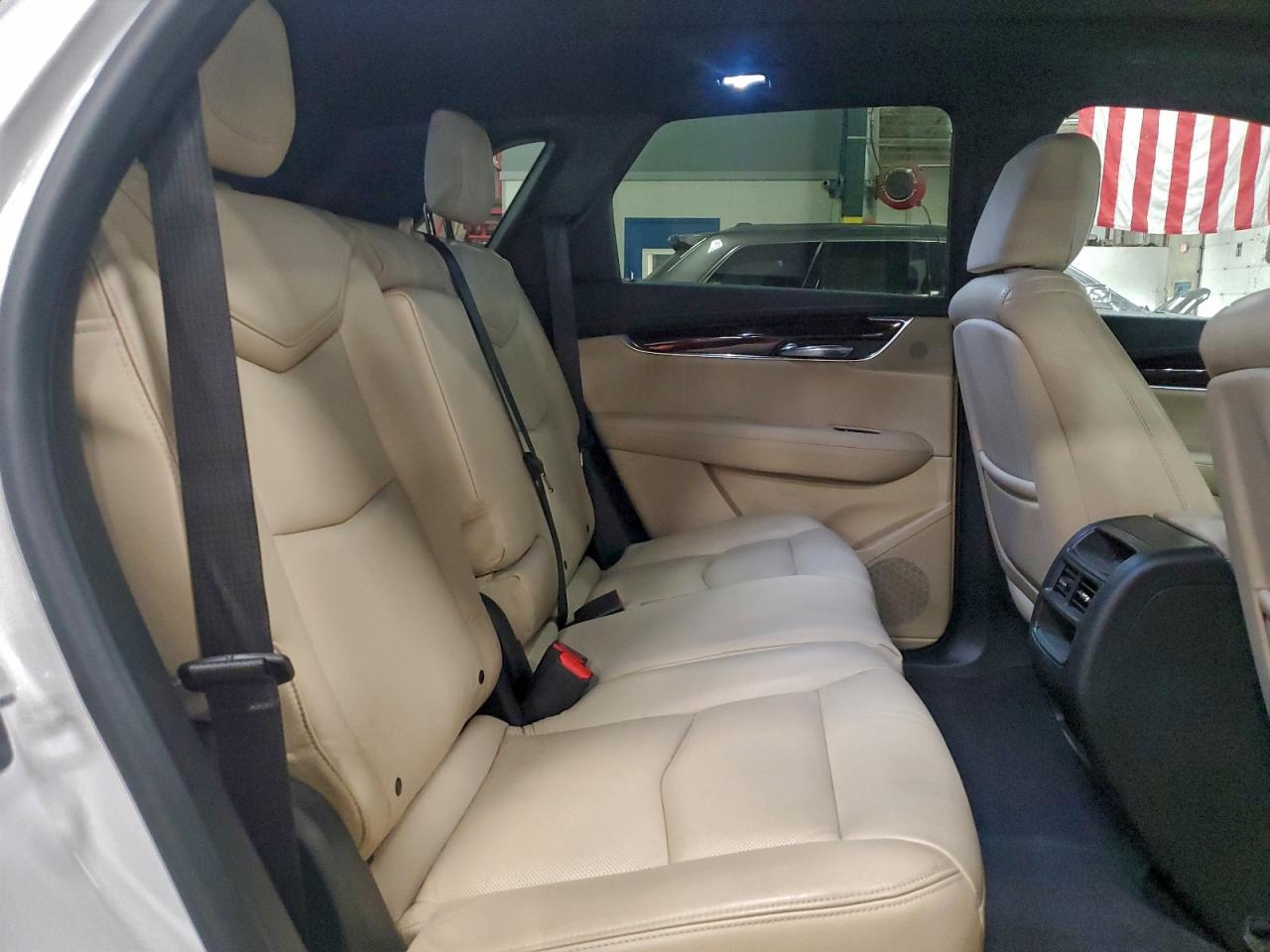 2017 Cadillac Xt5 Premium Luxury VIN: 1GYKNERS4HZ132465 Lot: 94187115