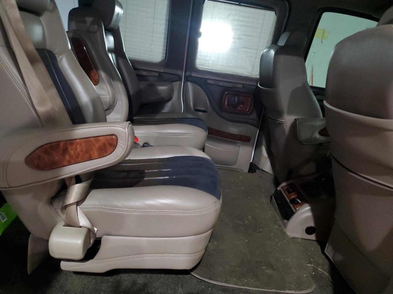 2014 Chevrolet Express G1500 3Lt VIN: 1GBSHDC43E1160189 Lot: 93880825