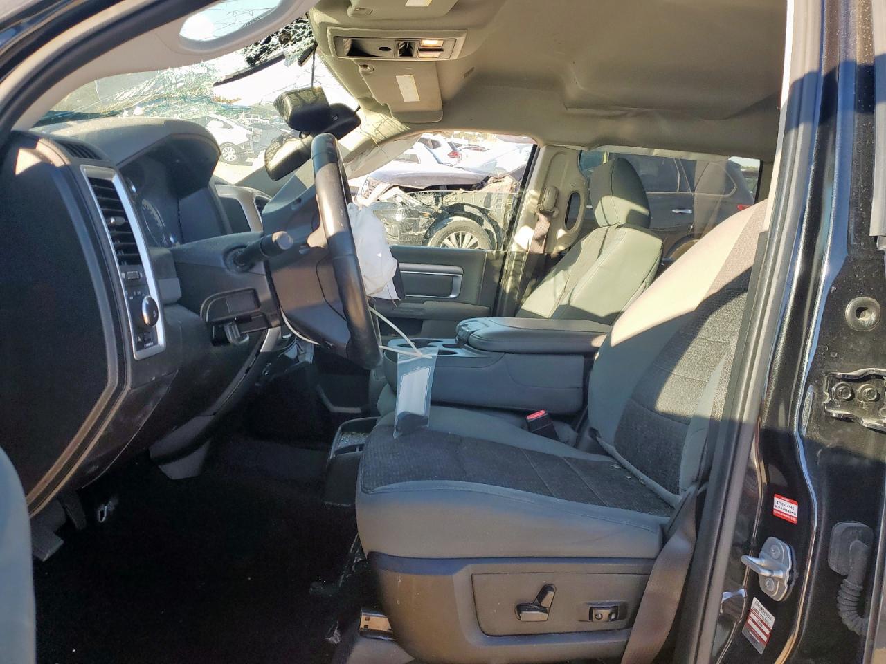 2019 Ram 1500 Classic Slt VIN: 1C6RR6LT3KS539104 Lot: 92195775