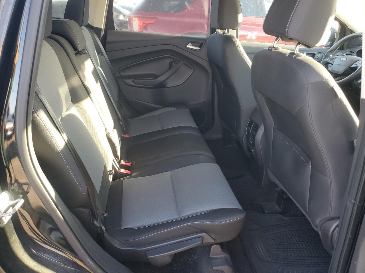 2017 Ford Escape Se VIN: 1FMCU0GD2HUE92816 Lot: 92921595